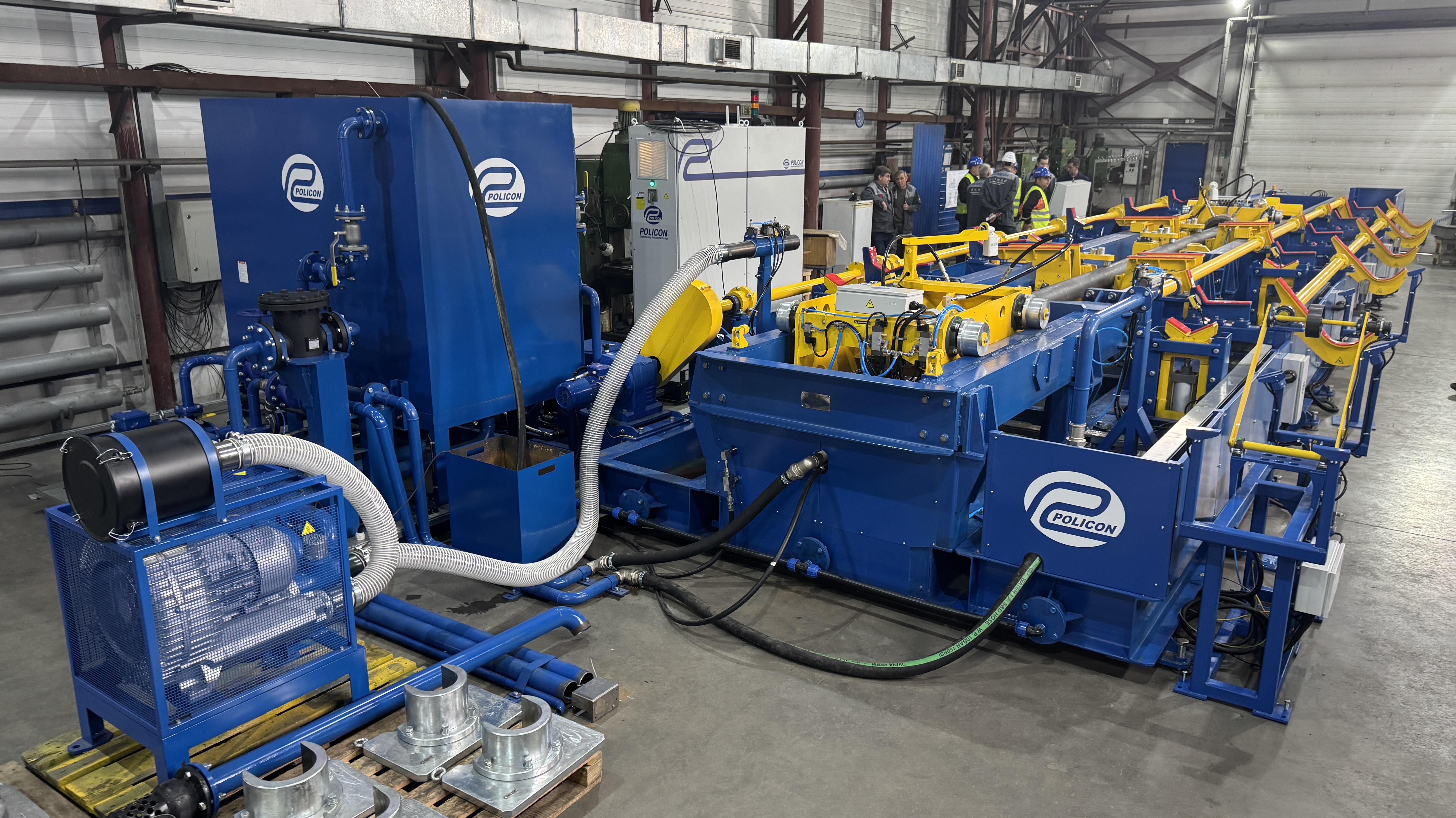 Отгрузка новой автоматизированной линии для гидроиспытаний труб для нефтегазовой промышленности.